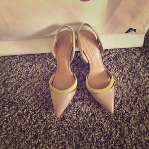 Heels/ never got a change to wear. They run big.